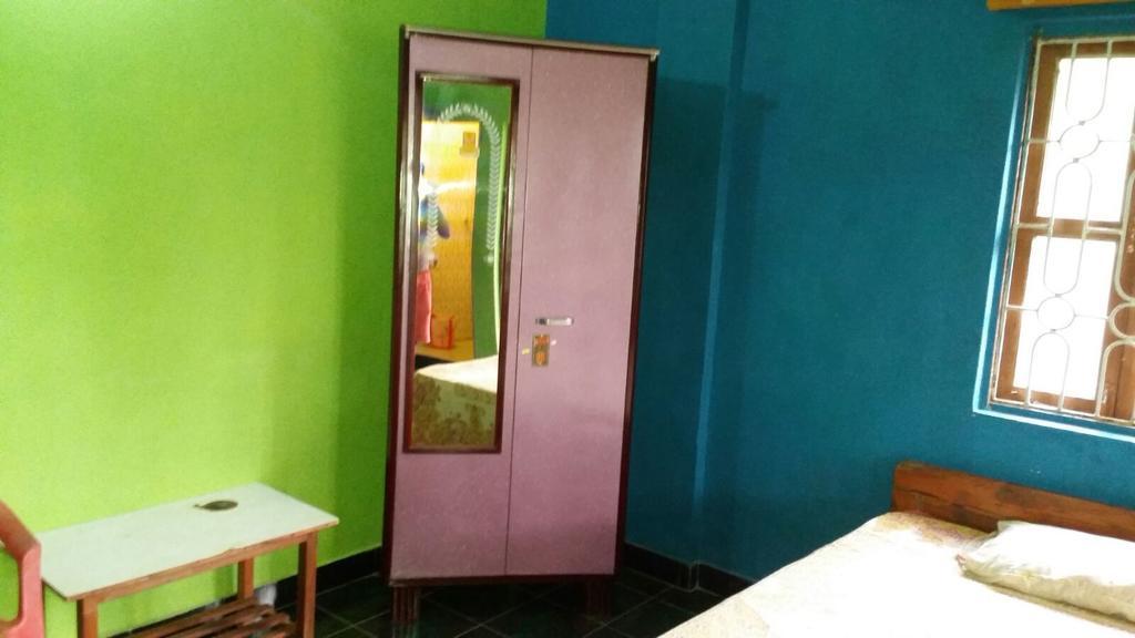 Savitri Guest House 阿姆波尔 外观 照片