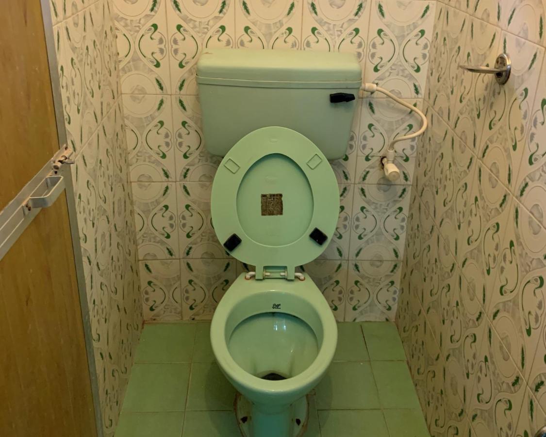 Savitri Guest House 阿姆波尔 外观 照片