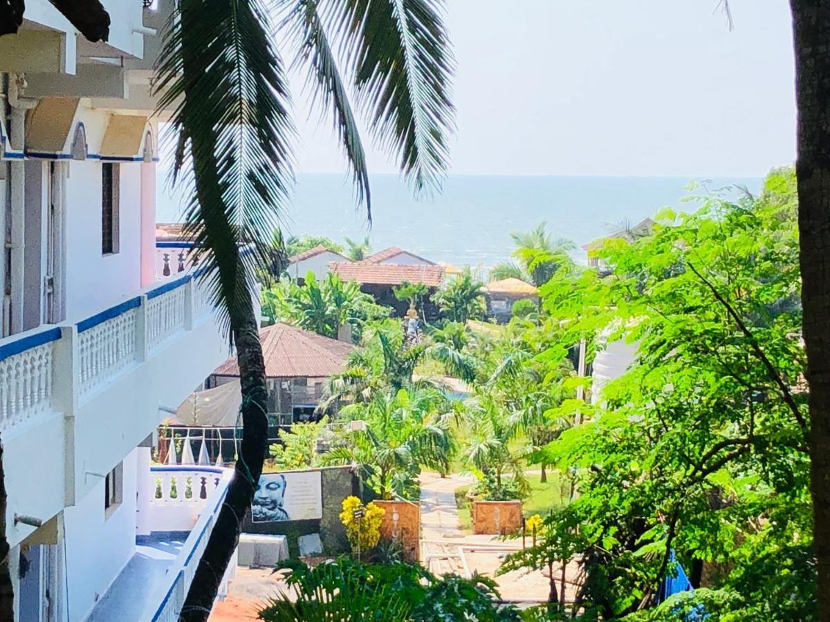 Savitri Guest House 阿姆波尔 外观 照片